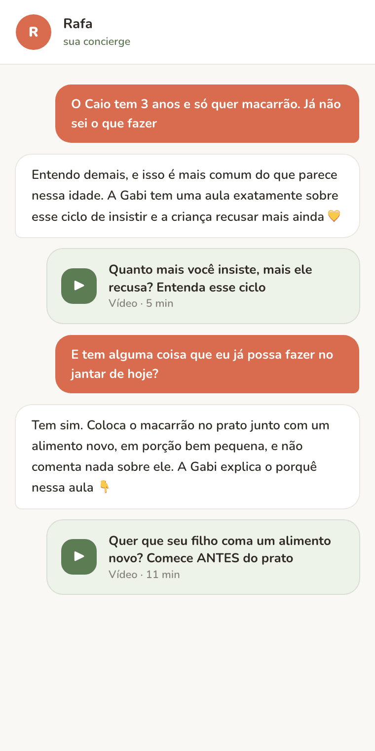 Tela da conversa com a Rafa, a concierge do aplicativo, indicando uma aula